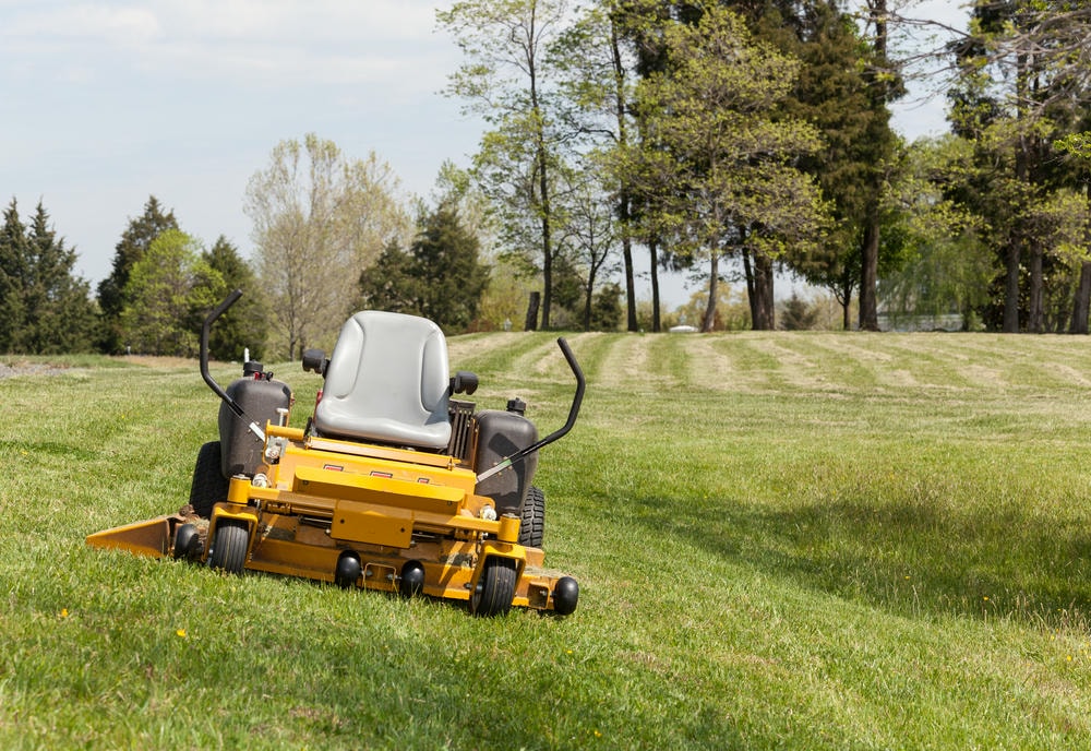 Zero turn mowers ensure precise cuts with seamless deck and steering harmony.