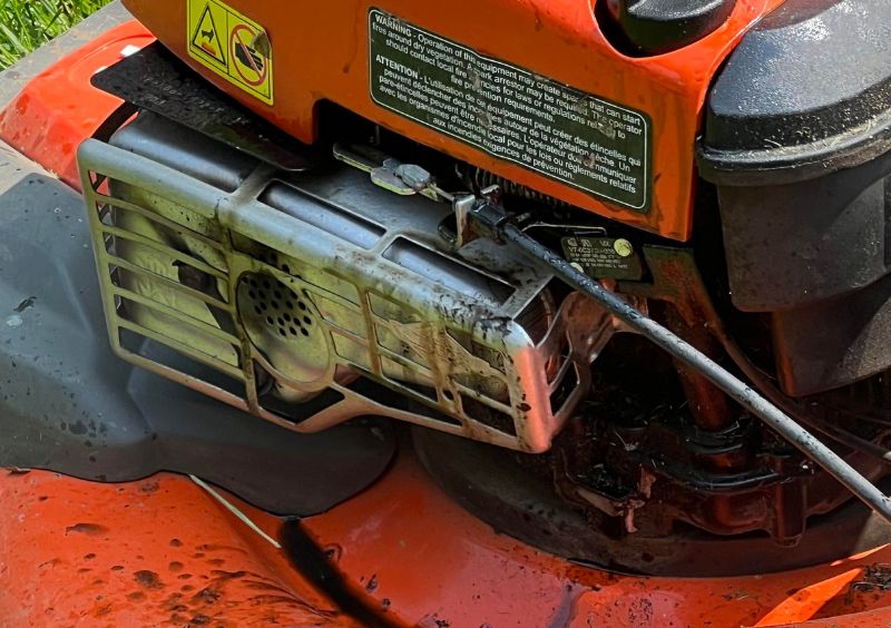 Check_for_oil_leaks_or_blockages_to_prevent_white_smoke